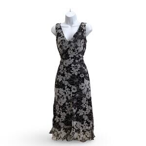 Zoey & Beth Sweetheart Midi Dress